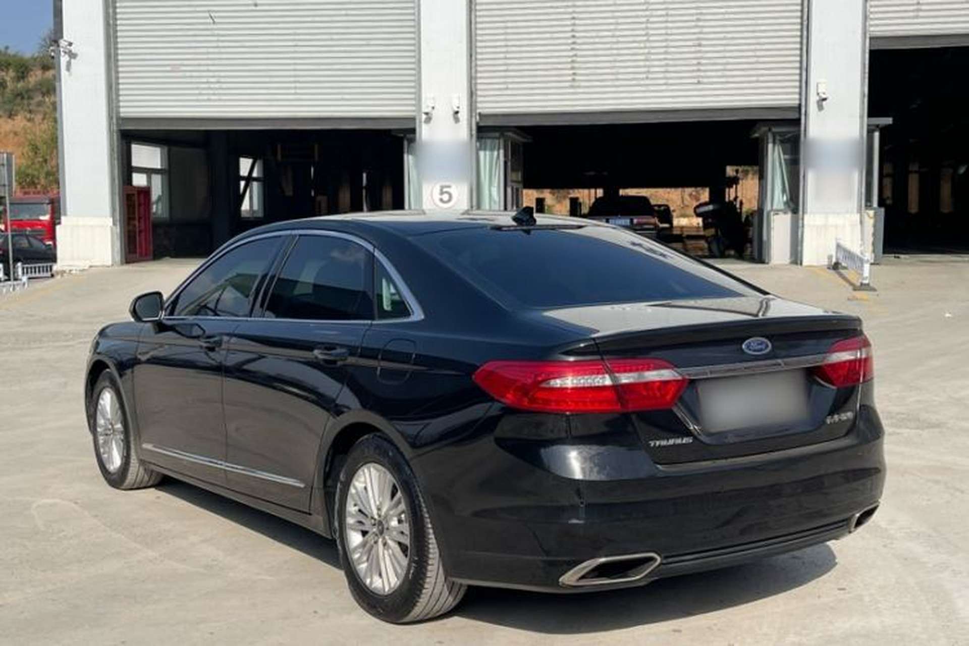 Used Ford Taurus 2018 EcoBoost 245 Fashion Edition China V Standard Exterior 11