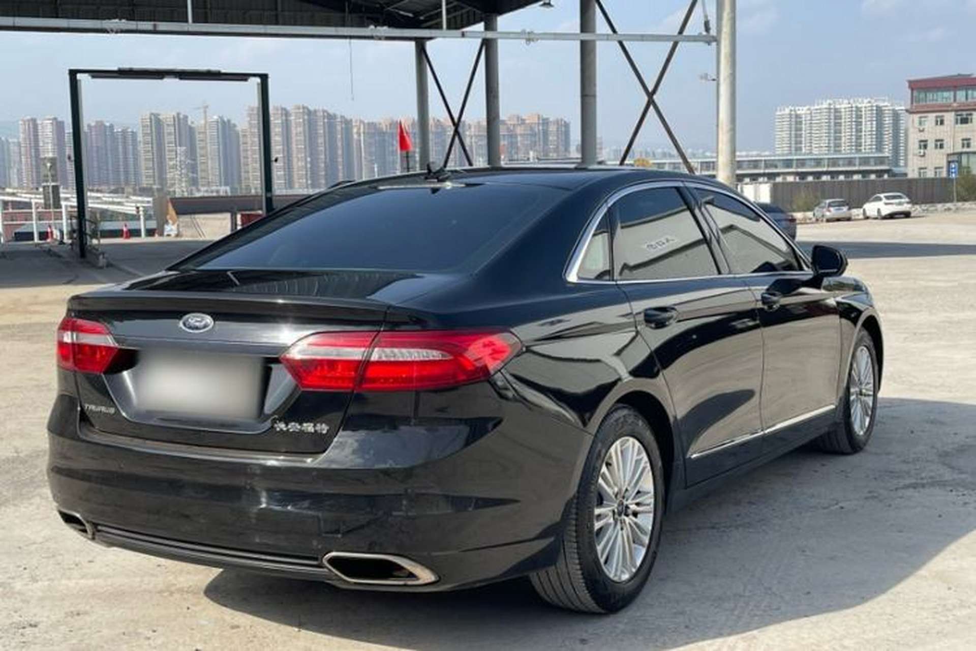 Used Ford Taurus 2018 EcoBoost 245 Fashion Edition China V Standard Exterior 12