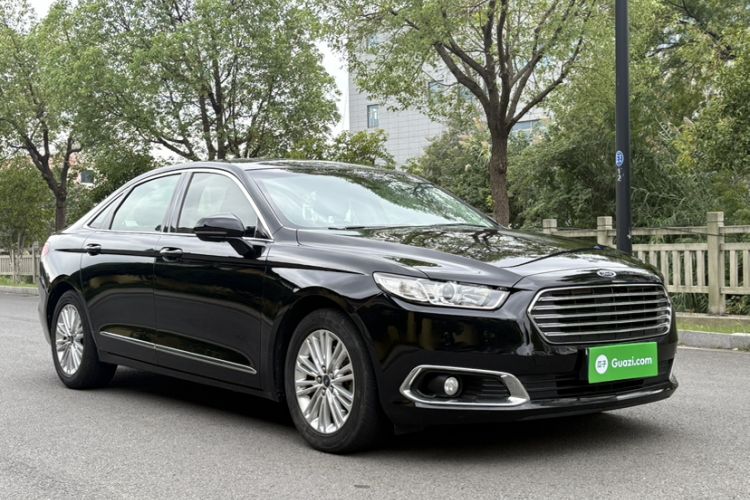 Used Ford Taurus 2018 EcoBoost 245 Fashion Edition China V Standard Exterior 3