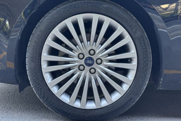 Used Ford Taurus 2018 EcoBoost 245 Premier Edition China V Standard Exterior 3