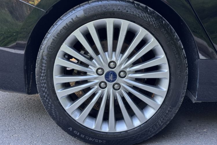 Used Ford Taurus 2018 EcoBoost 245 Premier Edition China V Standard Exterior 4