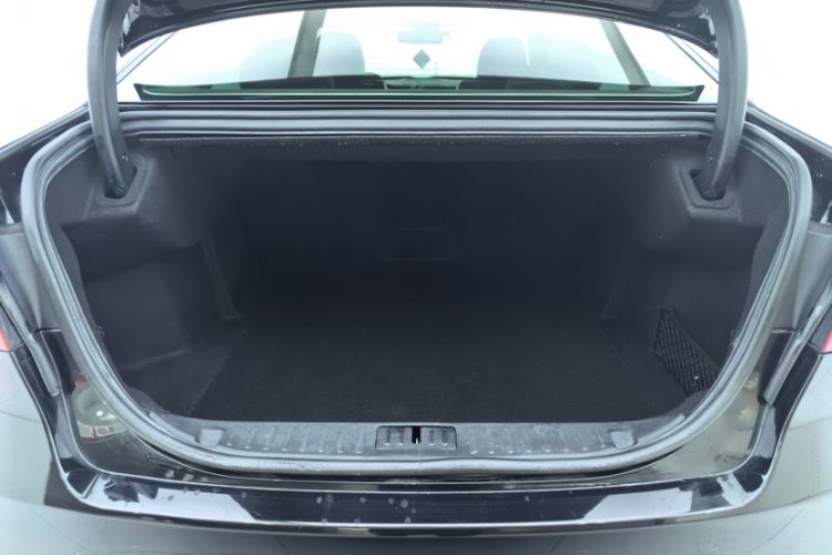 Used Ford Taurus 2018 EcoBoost 245 Premier Edition China VI Standard Exterior 9