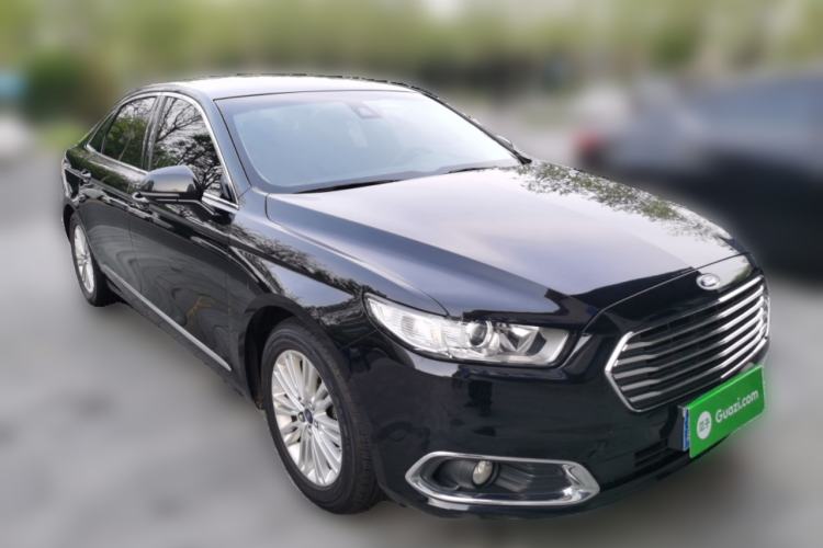 Used Ford Taurus 2018 EcoBoost 245 Fashion Edition China V Standard Front Right 45 Deg