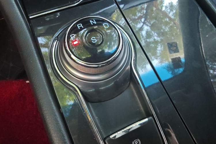 Used Ford Taurus 2018 EcoBoost 245 Fashion Edition China V Standard Gear Lever