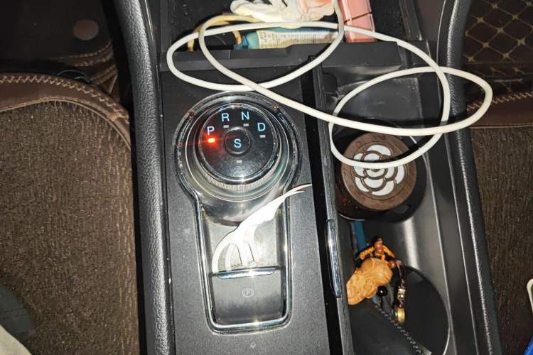 Used Ford Taurus 2018 EcoBoost 245 Premier Edition China V Standard Gear Lever