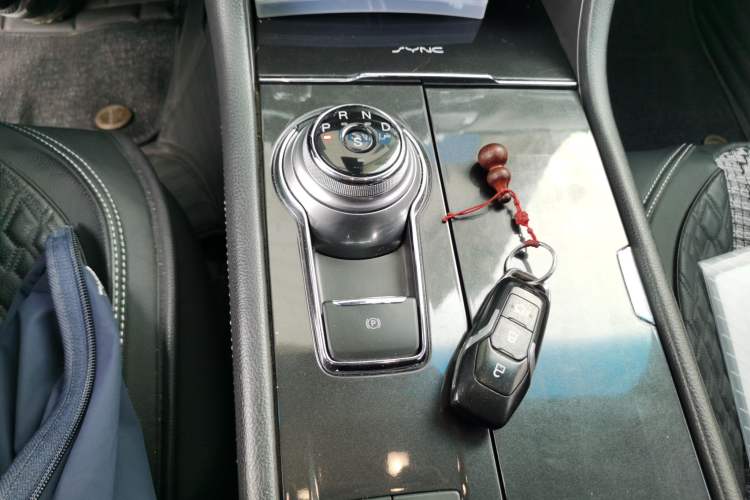 Used Ford Taurus 2018 EcoBoost 245 Fashion Edition China V Standard Gear Lever