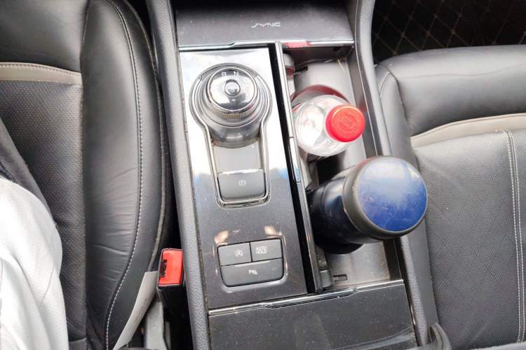 Used Ford Taurus 2018 EcoBoost 245 Premier Edition China V Standard Gear Lever