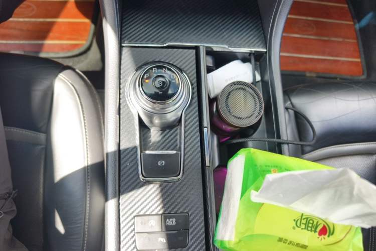 Used Ford Taurus 2018 EcoBoost 245 Premier Edition China V Standard Gear Lever