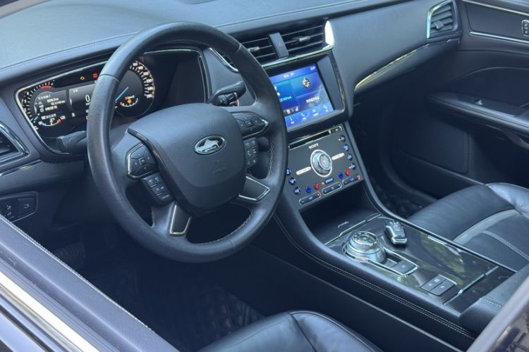 Used Ford Taurus 2018 EcoBoost 245 Premier Edition China V Standard Interior 10