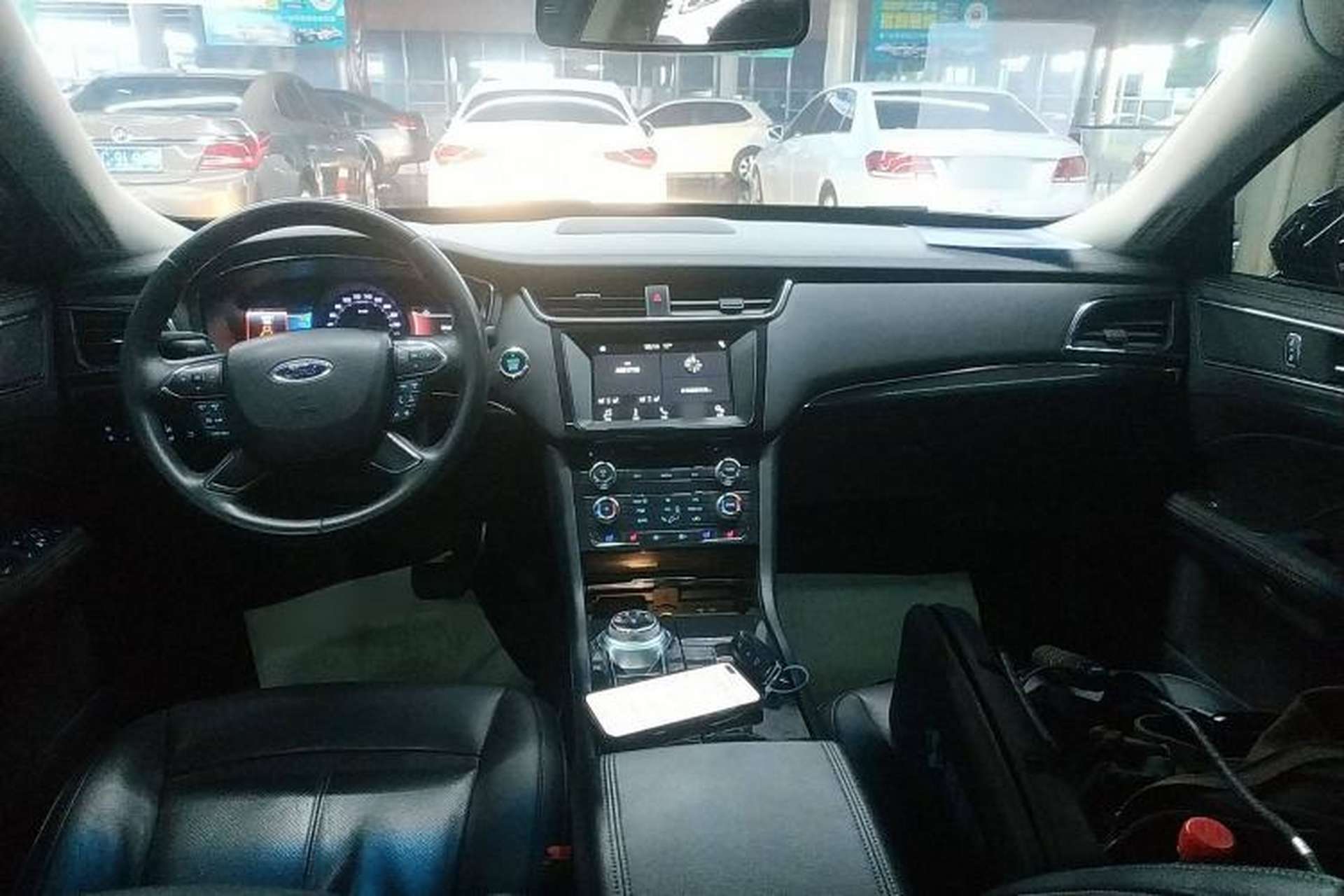Used Ford Taurus 2018 EcoBoost 245 Fashion Edition China V Standard Interior 2
