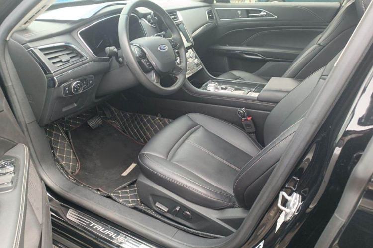 Used Ford Taurus 2018 EcoBoost 245 Fashion Edition China V Standard Interior 2