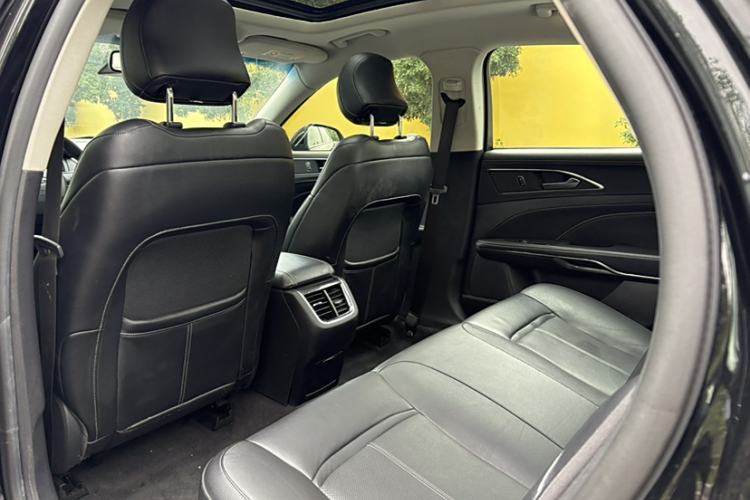Used Ford Taurus 2018 EcoBoost 245 Fashion Edition China V Standard Interior 3