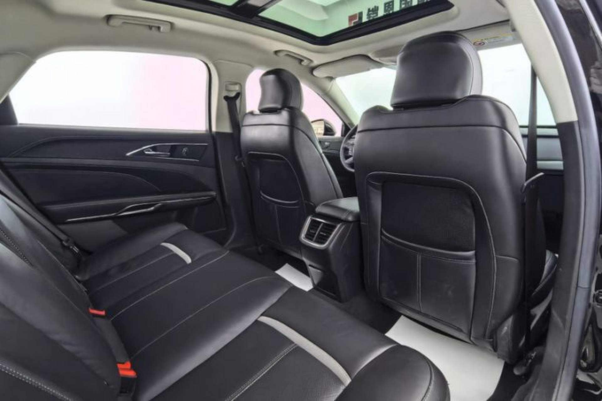 Used Ford Taurus 2018 EcoBoost 245 Premier Edition China VI Standard Interior 4