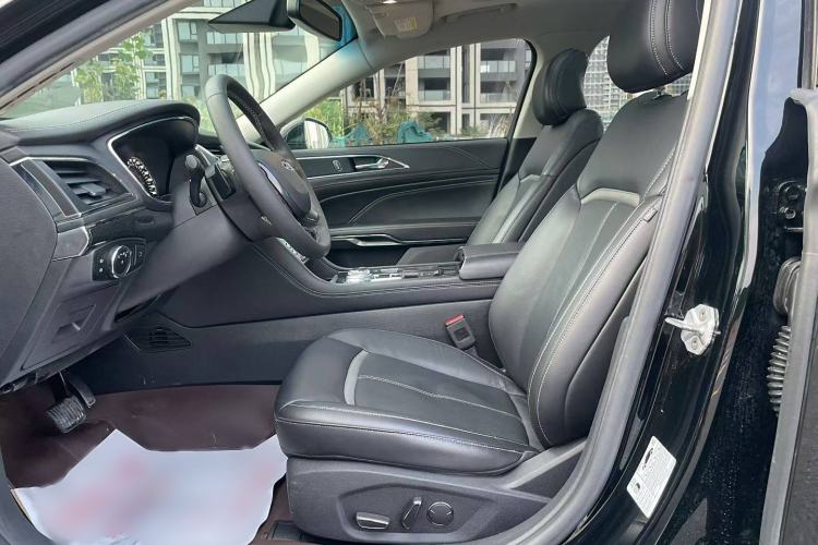 Used Ford Taurus 2018 EcoBoost 245 Premier Edition China V Standard Interior 6
