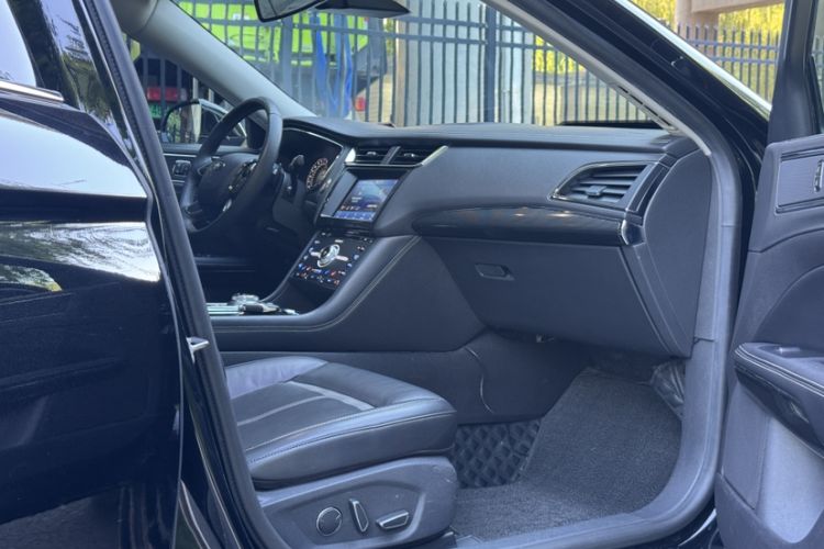 Used Ford Taurus 2018 EcoBoost 245 Premier Edition China V Standard Interior 7