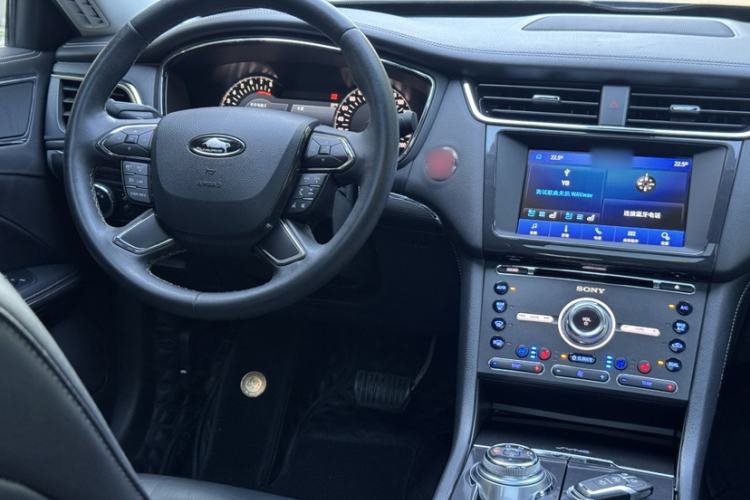 Used Ford Taurus 2018 EcoBoost 245 Premier Edition China V Standard Interior 9