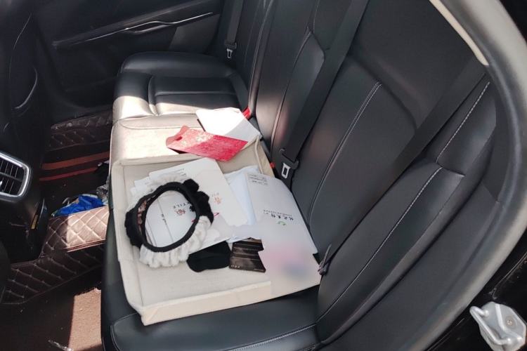 Used Ford Taurus 2018 EcoBoost 245 Fashion Edition China VI Standard Left Rear Seat