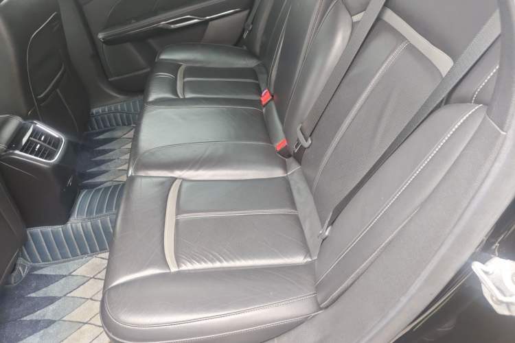 Used Ford Taurus 2018 EcoBoost 245 Premier Edition China V Standard Left Rear Seat