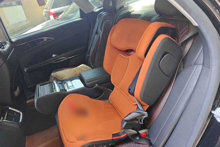 Used Ford Taurus 2018 EcoBoost 245 Premier Edition China V Standard Left Rear Seat