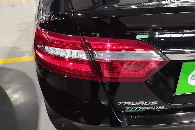 Used Ford Taurus 2018 EcoBoost 245 Premier Edition China V Standard Left Rear Taillight