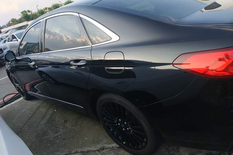 Used Ford Taurus 2018 EcoBoost 245 Premier Edition China V Standard Left Side
