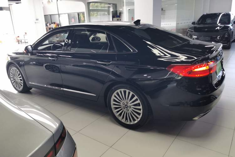 Used Ford Taurus 2018 EcoBoost 245 Premier Edition China VI Standard Left Side