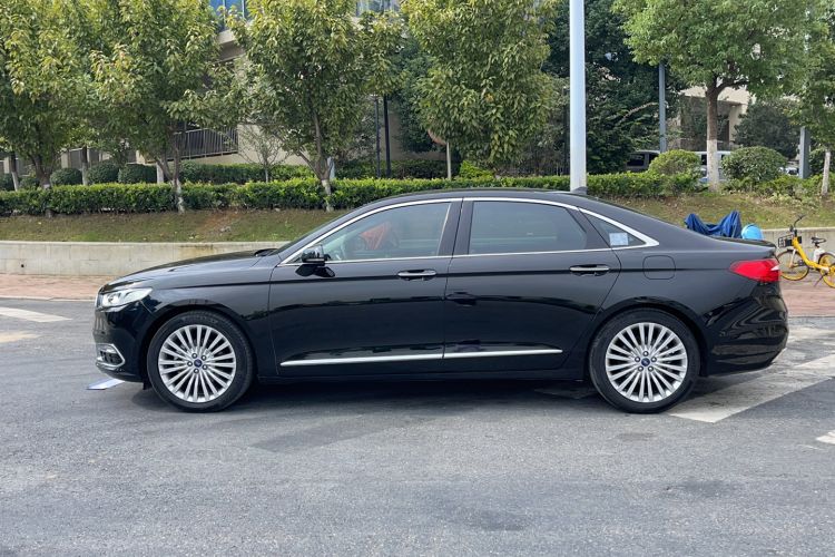 Used Ford Taurus 2018 EcoBoost 245 Premier Edition China V Standard Left Side
