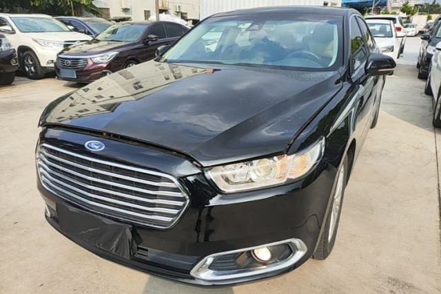 Ford Taurus 2018 EcoBoost 245 Fashion Edition China V Standard de segunda mano