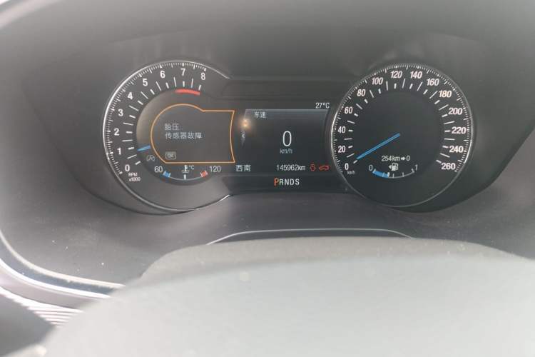 Used Ford Taurus 2018 EcoBoost 245 Premier Edition China V Standard Odometer Close Up