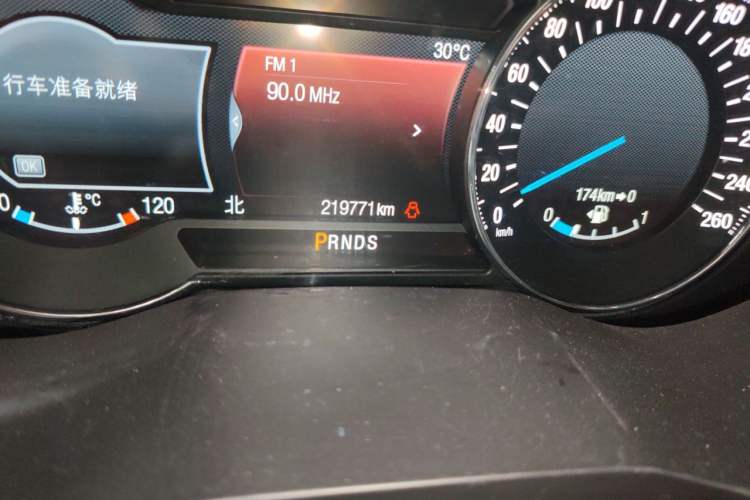 Used Ford Taurus 2018 EcoBoost 245 Premier Edition China V Standard Odometer Close Up
