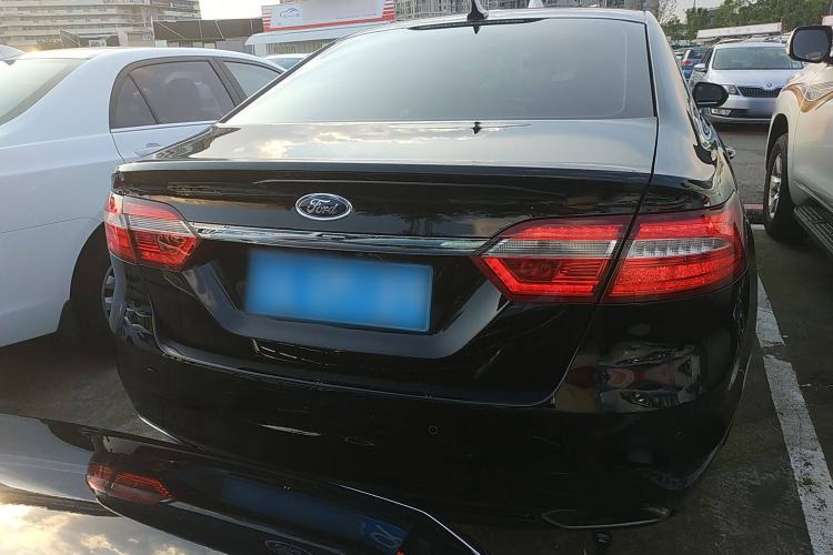Used Ford Taurus 2018 EcoBoost 245 Premier Edition China V Standard Rear