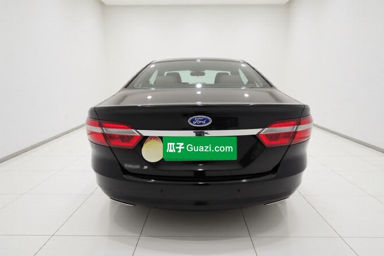 Used Ford Taurus 2018 EcoBoost 245 Fashion Edition China VI Standard Rear