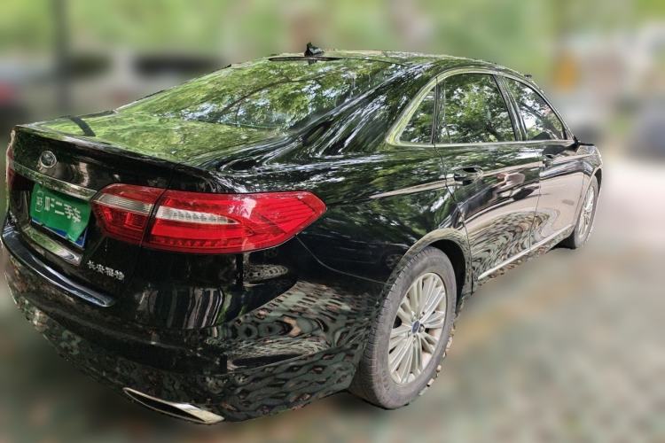 Used Ford Taurus 2018 EcoBoost 245 Fashion Edition China V Standard Rear Right 45 Deg