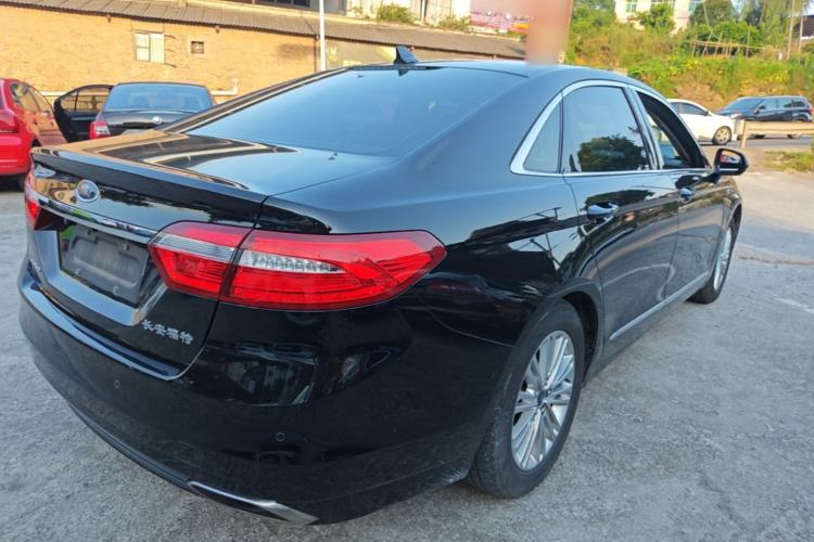 Used Ford Taurus 2018 EcoBoost 245 Fashion Edition China V Standard Rear Right 45 Deg
