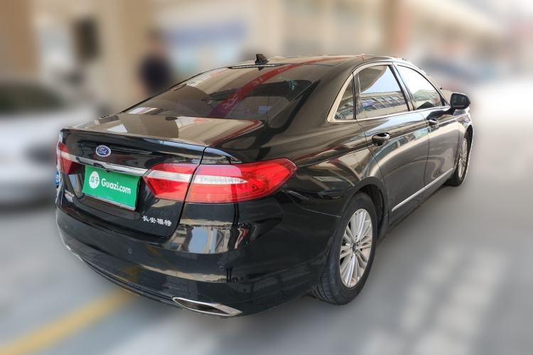 Used Ford Taurus 2018 EcoBoost 245 Fashion Edition China V Standard Rear Right 45 Deg