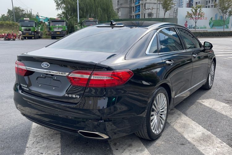 Used Ford Taurus 2018 EcoBoost 245 Premier Edition China V Standard Rear Right 45 Deg