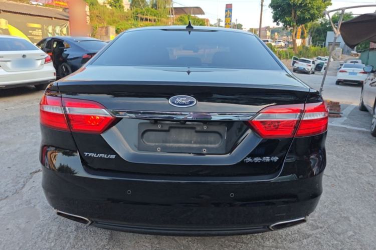 Used Ford Taurus 2018 EcoBoost 245 Fashion Edition China V Standard Rear