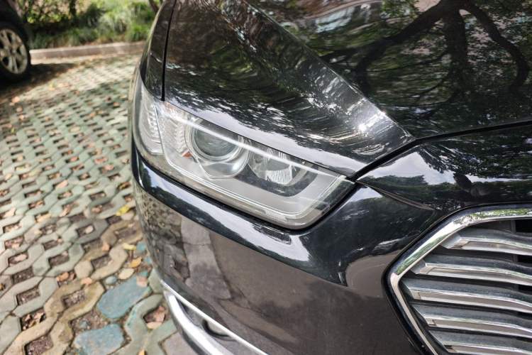 Used Ford Taurus 2018 EcoBoost 245 Fashion Edition China V Standard Right Front Headlight