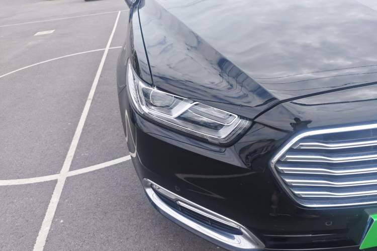 Used Ford Taurus 2018 EcoBoost 245 Premier Edition China V Standard Right Front Headlight