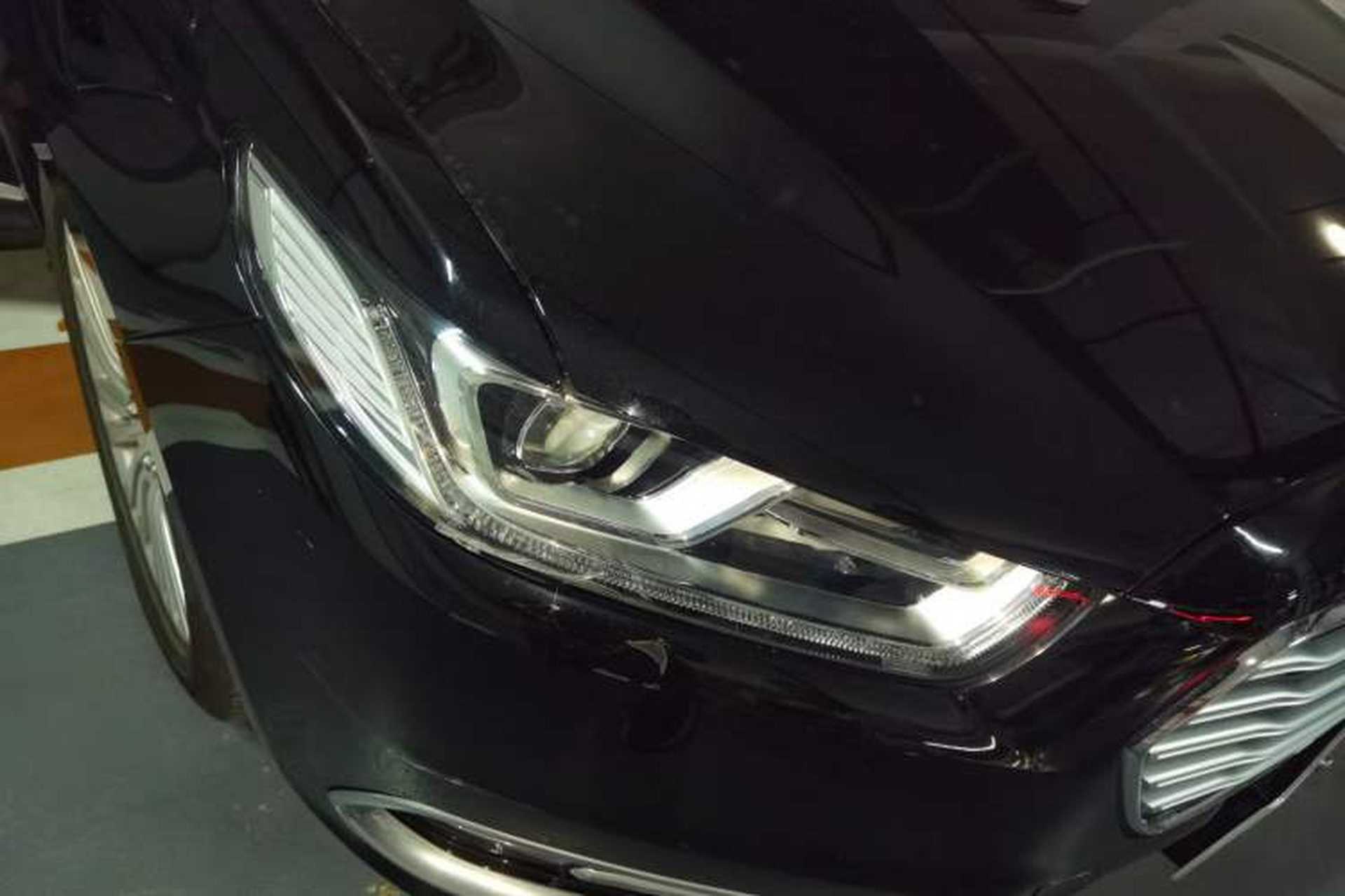 Used Ford Taurus 2018 EcoBoost 245 Cognac Special Edition China V Standard Right Front Headlight