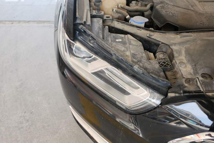 Used Ford Taurus 2018 EcoBoost 245 Fashion Edition China V Standard Right Front Headlight