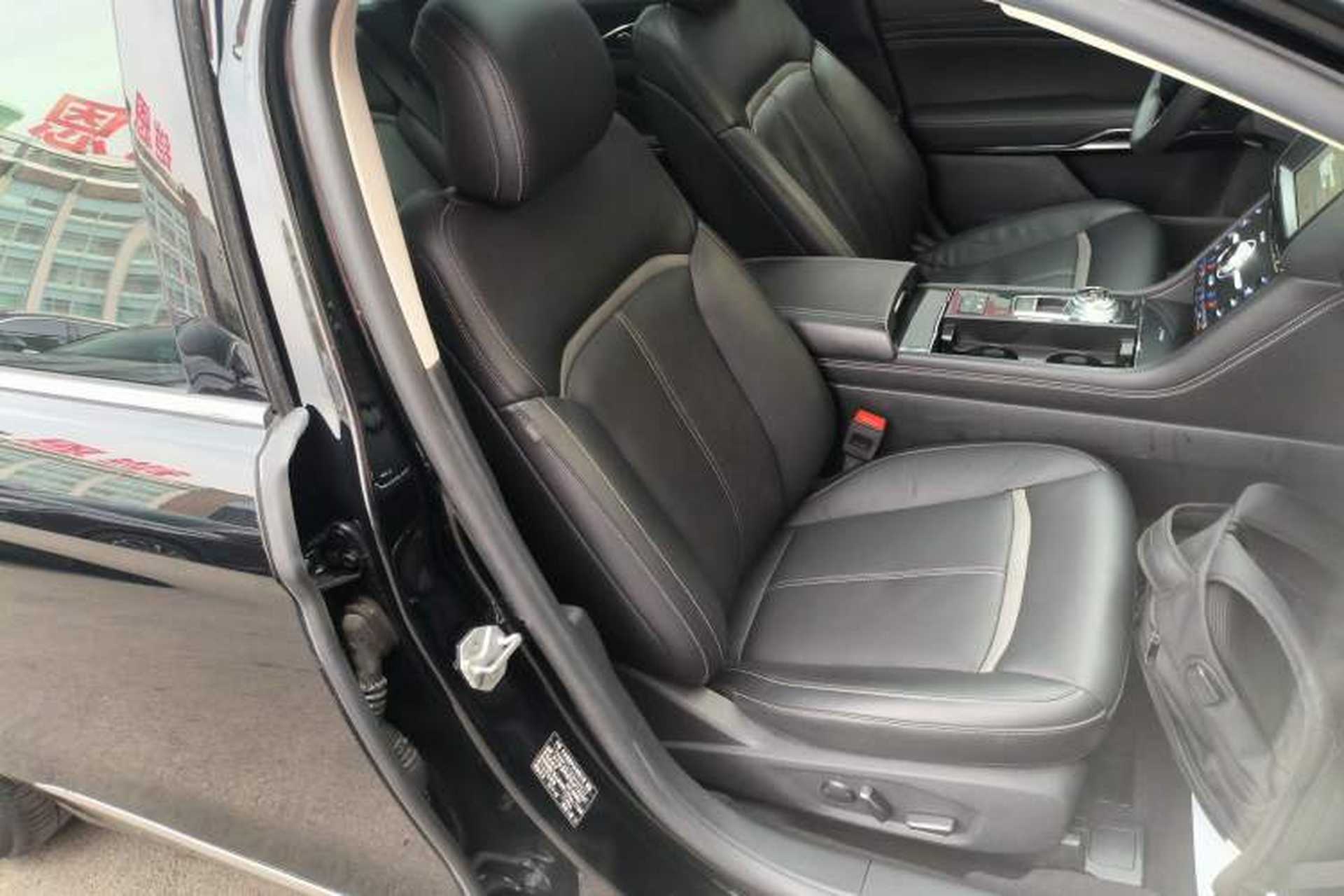 Used Ford Taurus 2018 EcoBoost 245 Premier Edition China VI Standard Right Front Seat