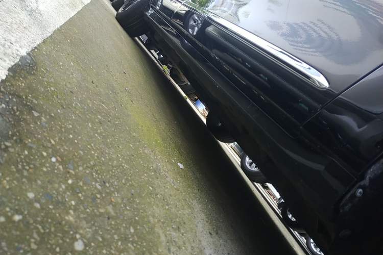 Used Ford Taurus 2018 EcoBoost 245 Premier Edition China V Standard Right Side Sill