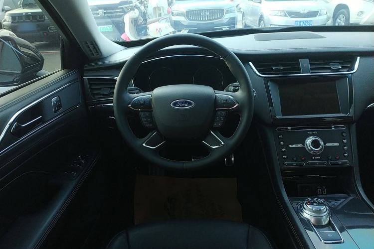 Used Ford Taurus 2018 EcoBoost 245 Premier Edition China V Standard Steering Wheel