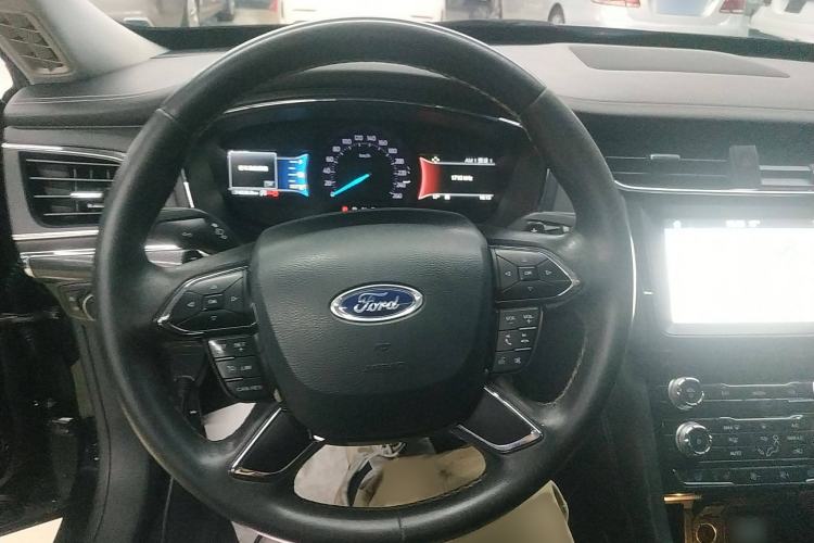 Used Ford Taurus 2018 EcoBoost 245 Fashion Edition China V Standard Steering Wheel