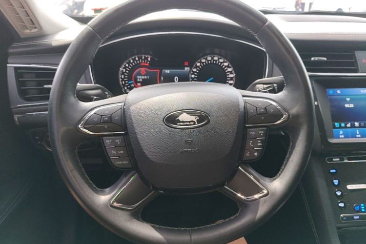 Used Ford Taurus 2018 EcoBoost 245 Premier Edition China V Standard Steering Wheel