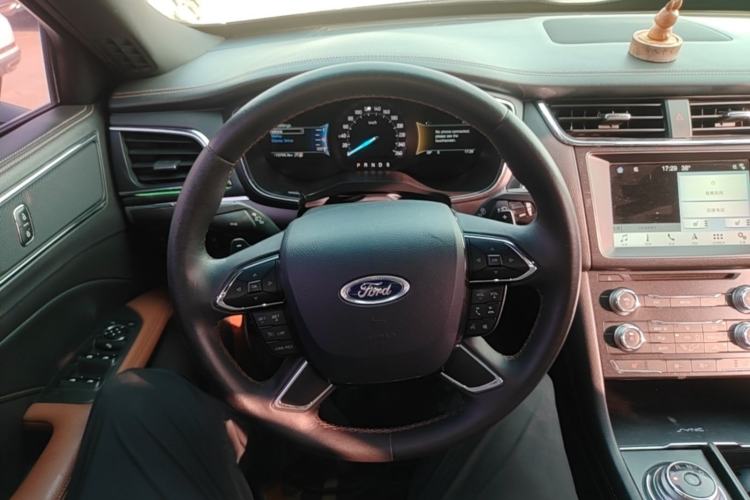 Used Ford Taurus 2018 EcoBoost 245 Cognac Special Edition China V Standard Steering Wheel
