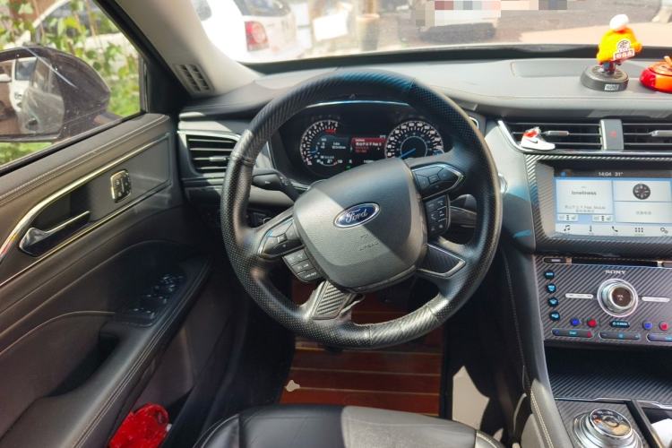 Used Ford Taurus 2018 EcoBoost 245 Premier Edition China V Standard Steering Wheel
