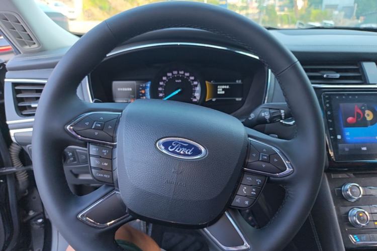Used Ford Taurus 2018 EcoBoost 245 Fashion Edition China V Standard Steering Wheel