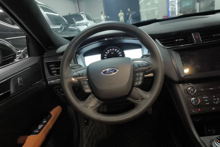 Used Ford Taurus 2018 EcoBoost 245 Cognac Special Edition China V Standard Steering Wheel